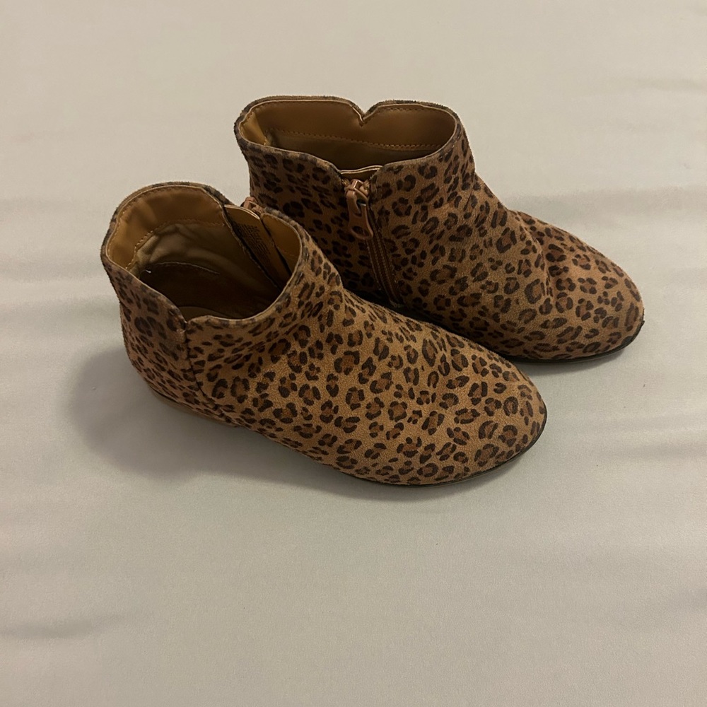 Girls cheetah print ankle boots